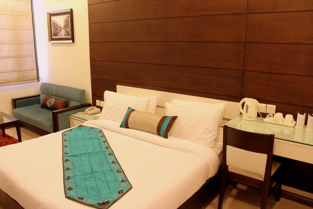 Amrapali Grand Hotel New Delhi